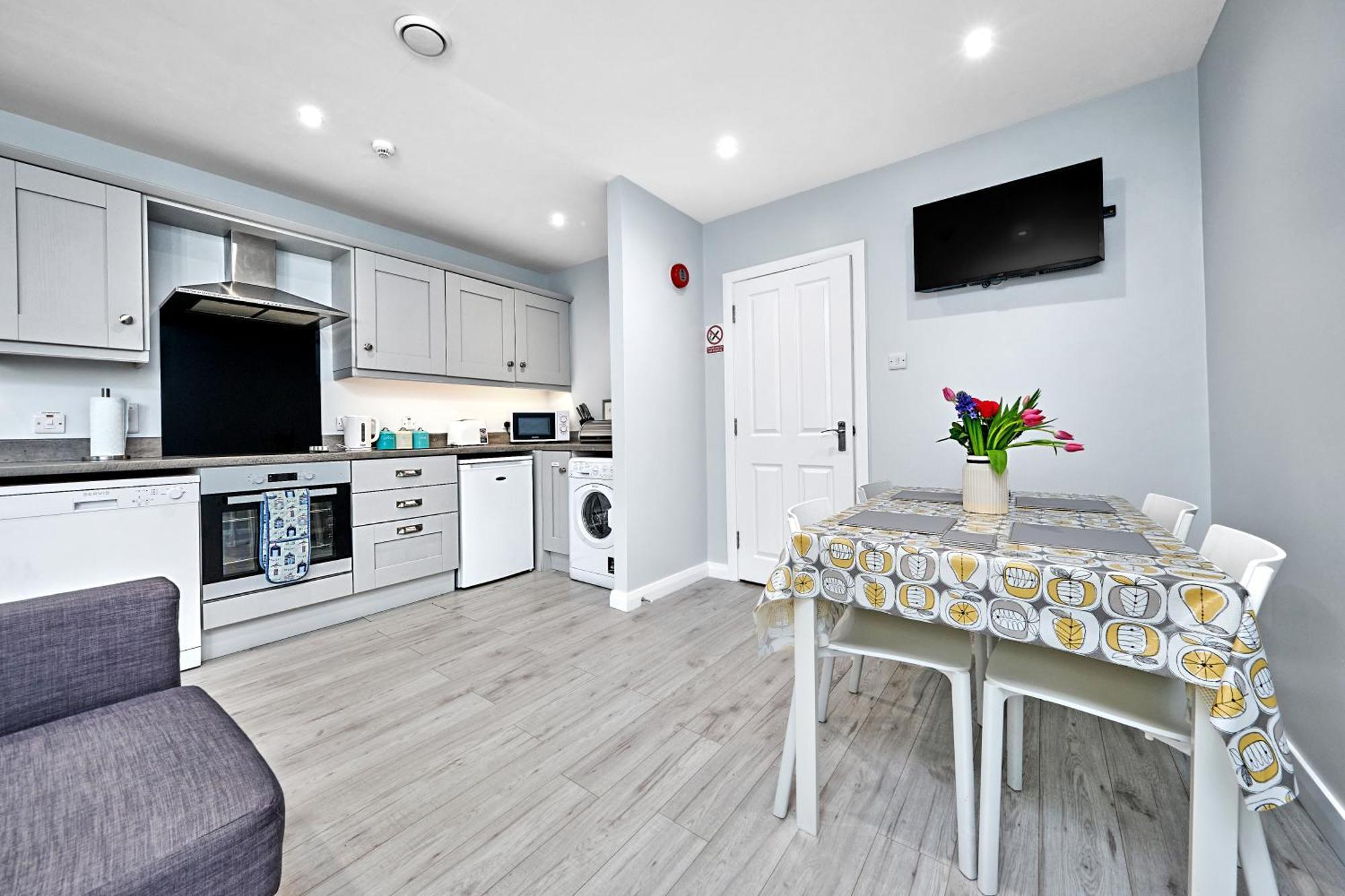 Stylish Apartment Close To Causeway Coast & Glens Portglenone Exterior photo